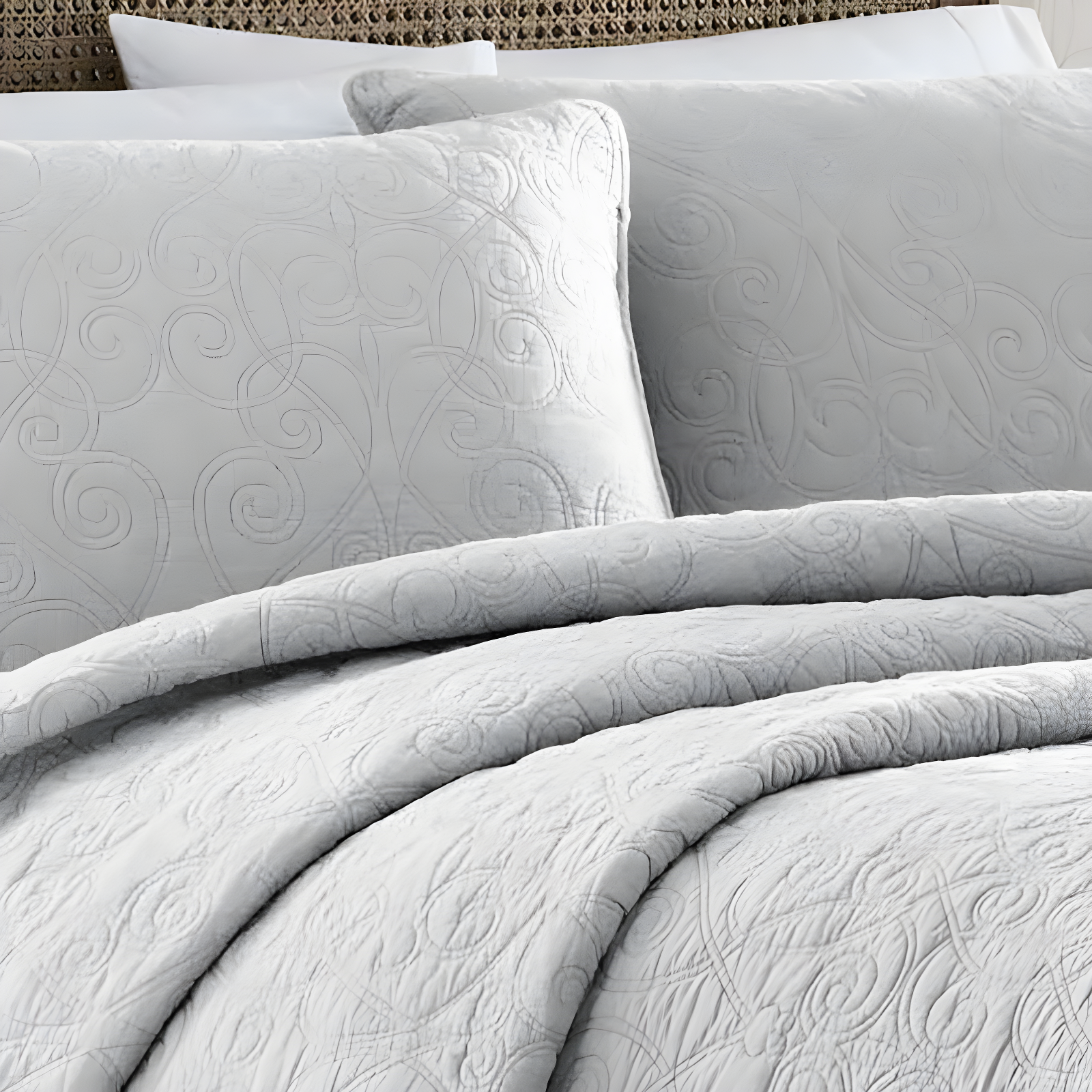 Laura Ashley Laura Ashley Felicity Cotton Reversible Quilt Set