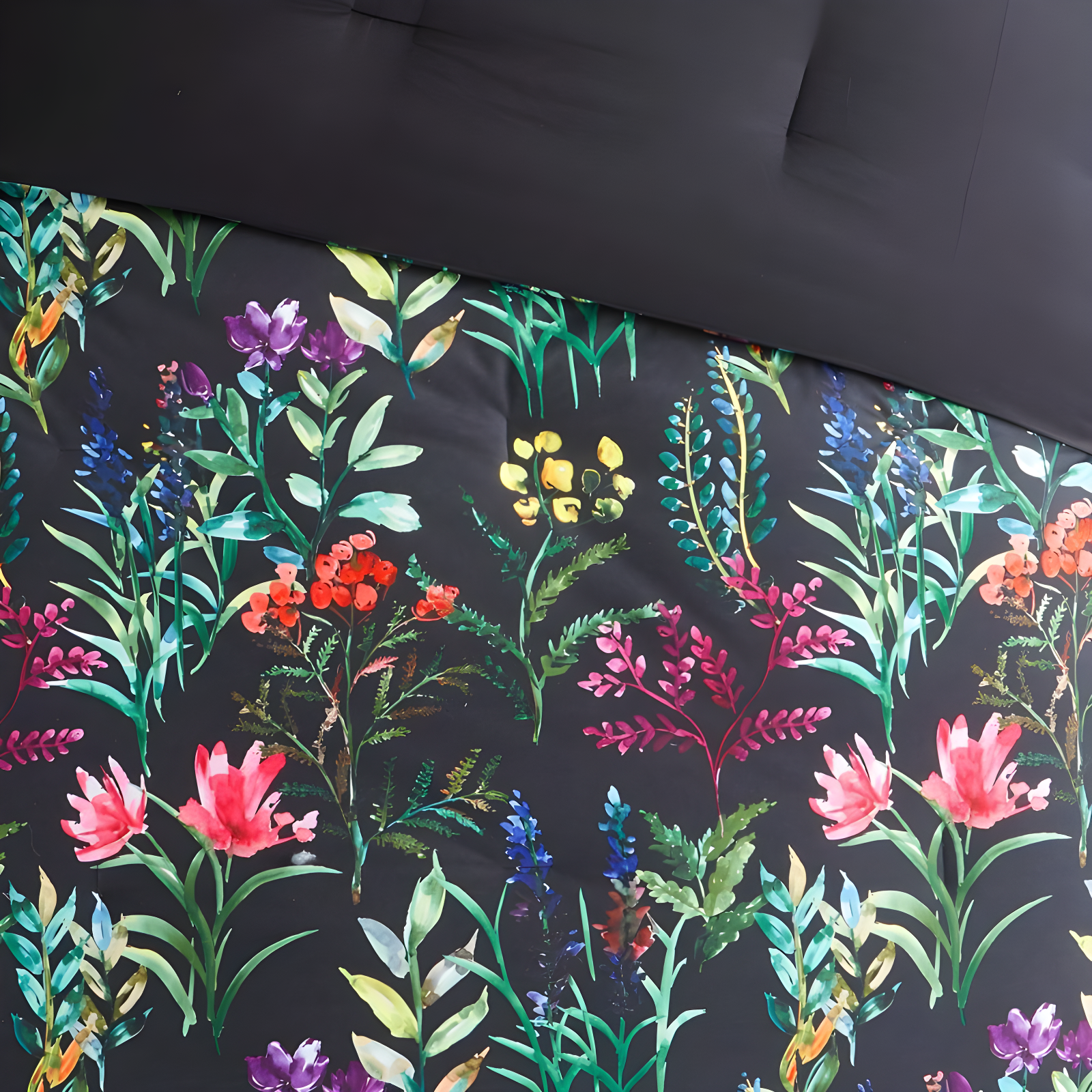 Madison Park Tasha Floral Comforter Set