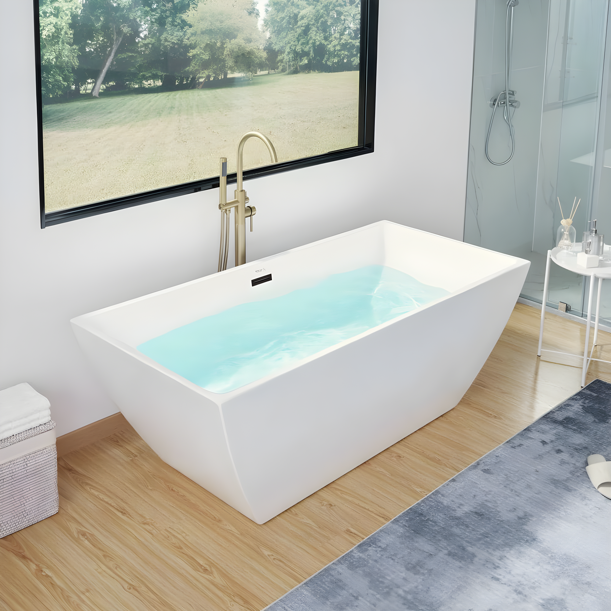 66.9" x 33" Freestanding Soaking Bathtub
