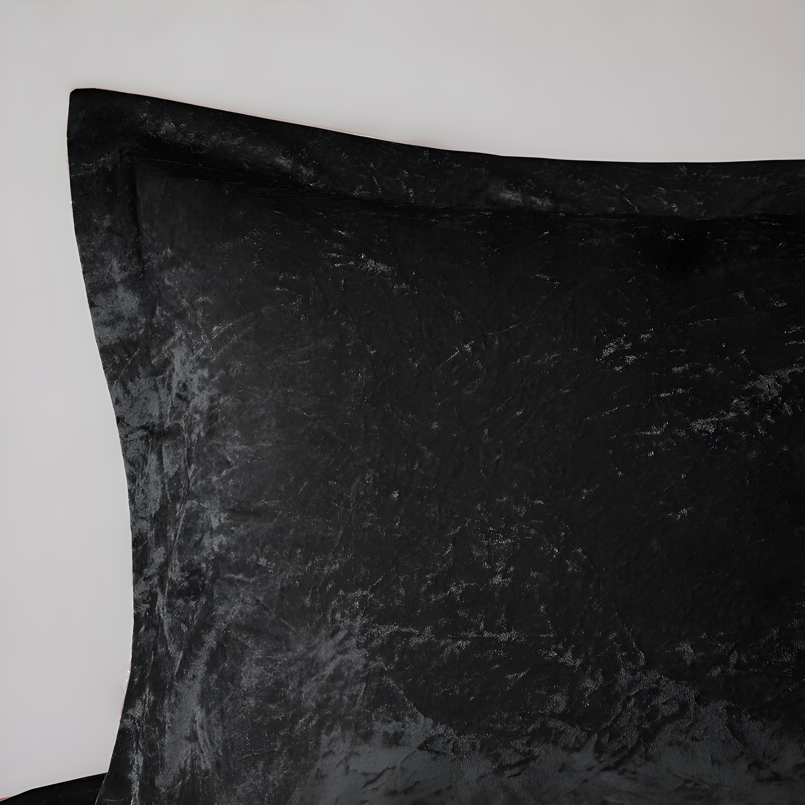 Felicia Crushed Velvet Comforter Set with Throw Pillow