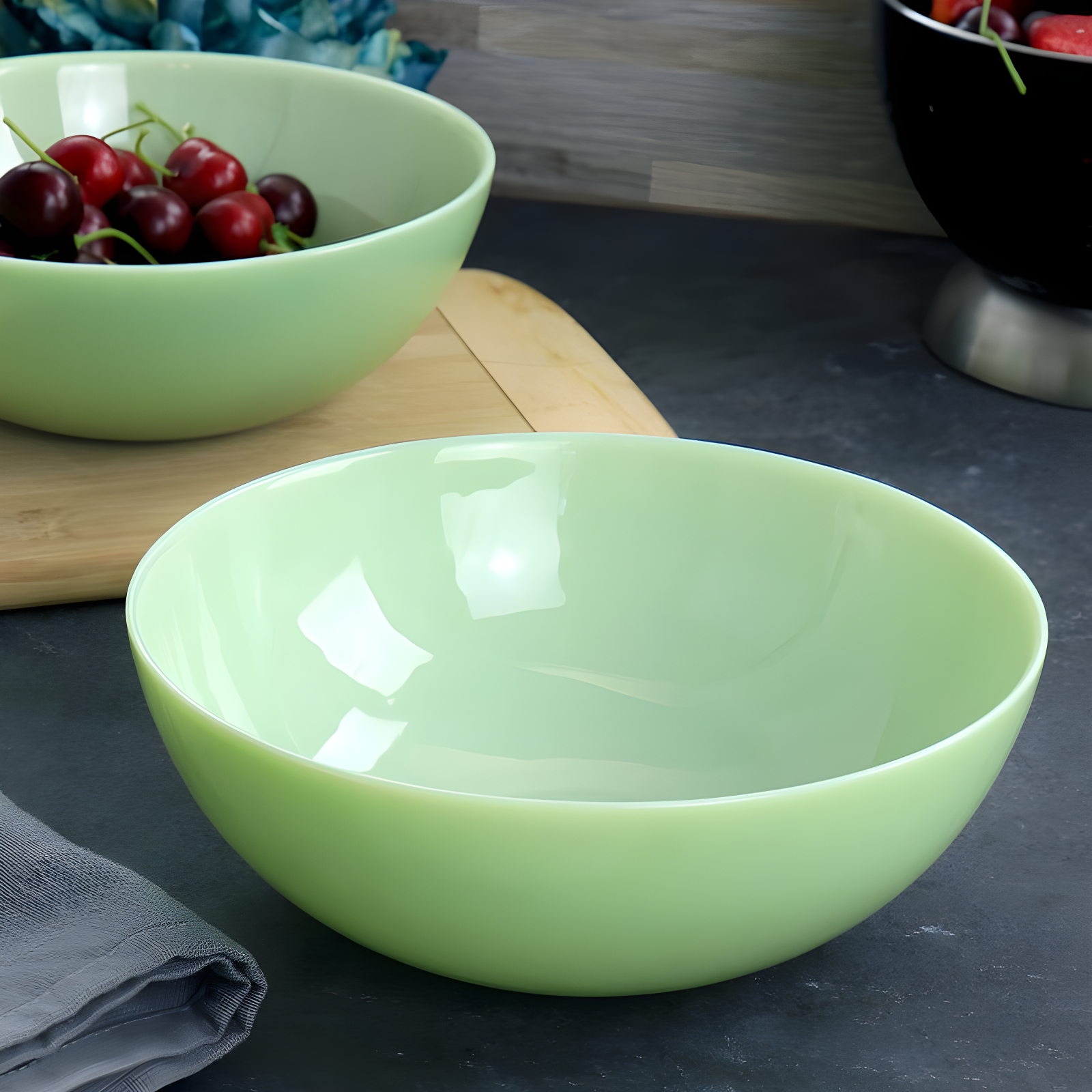 Martha Stewart 32 fl oz. Serving Bowl