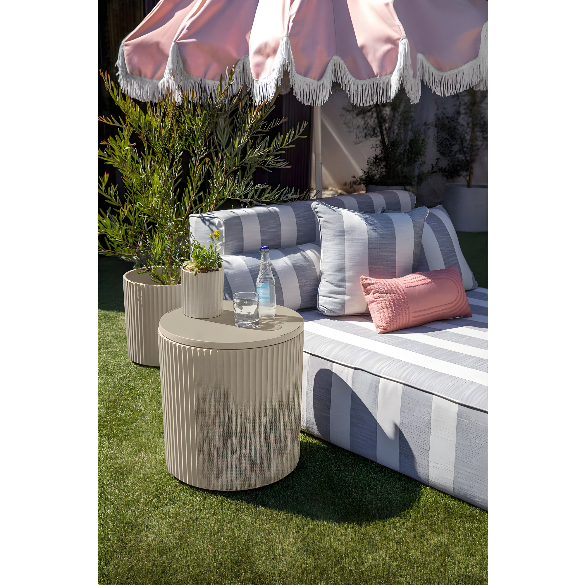 Veradek Chill Side Table