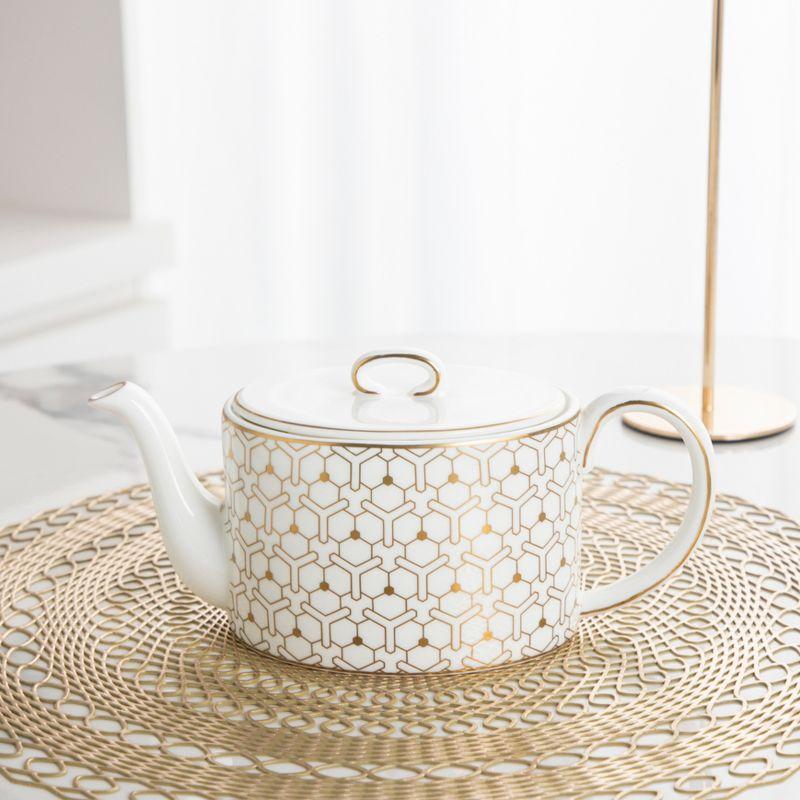 The Whispers of Elegance Tea Service Collection - 600 cc tea pot