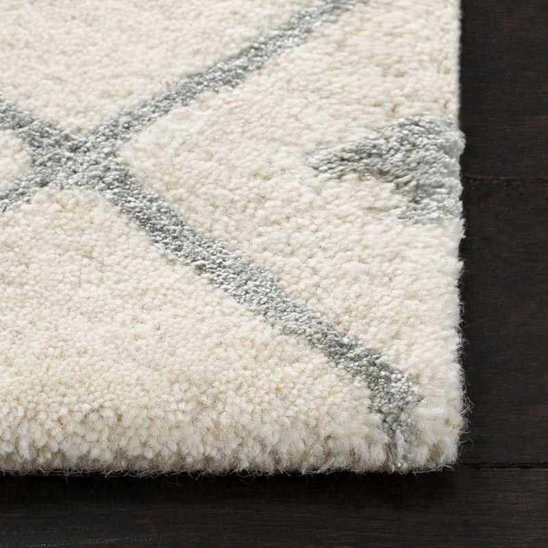 Himalaya HIM903 Handmade Area Rug - 6'x6' - Ivory/Grey - Safavieh