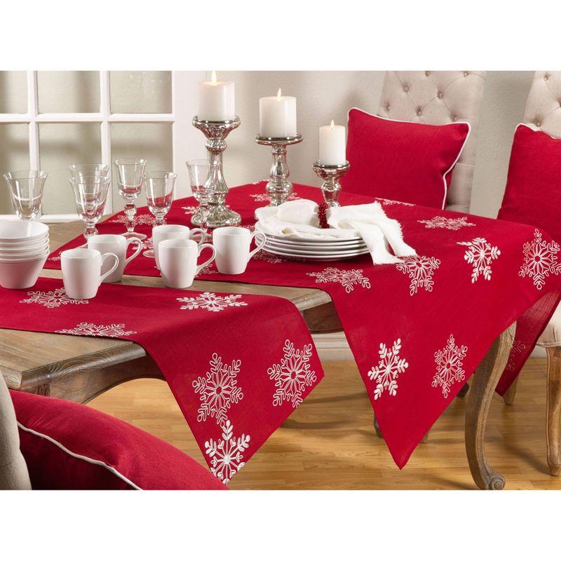 Red Polyester Snowflake Design Winter Table Runner