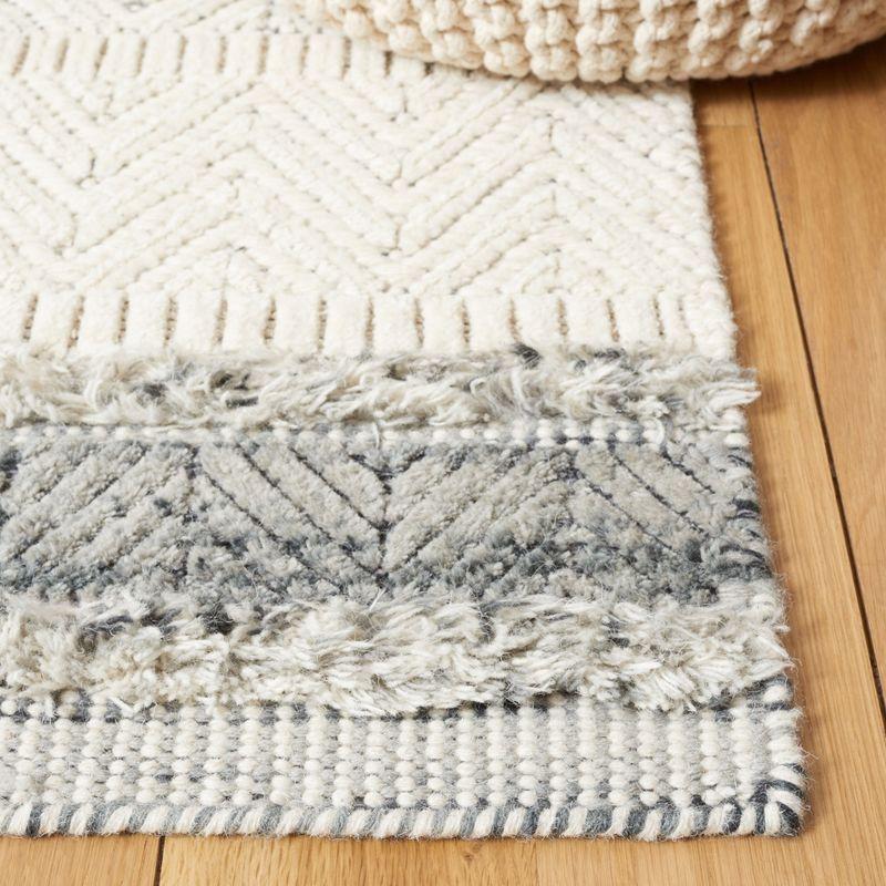 Martha Stewart MSR9601 Hand Loomed Rugs - Safavieh