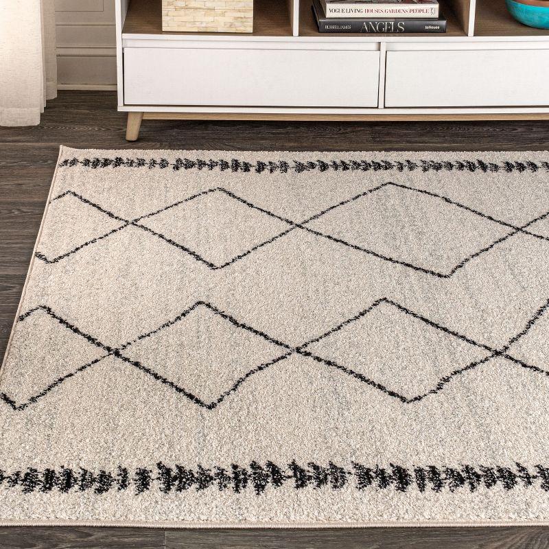 8'x10' Zaina Moroccan Beni Souk Area Rug, Cream/Black - JONATHAN Y