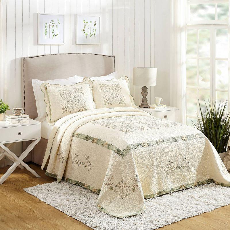 Vintage Floral Queen Cotton Reversible Bedspread Set