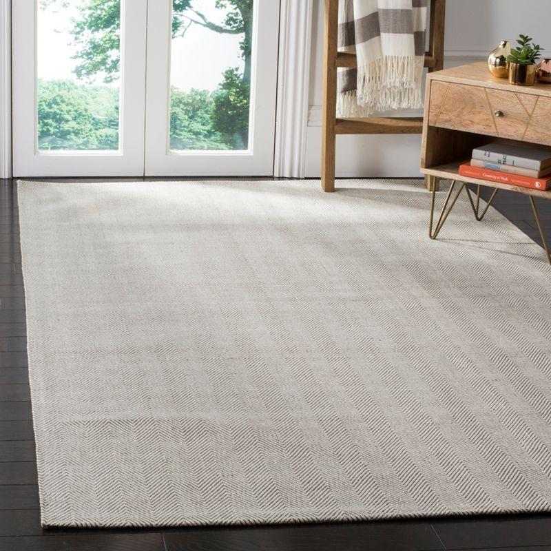 Elegance Light Blue Hand Woven Wool-Blend 5' x 8' Area Rug