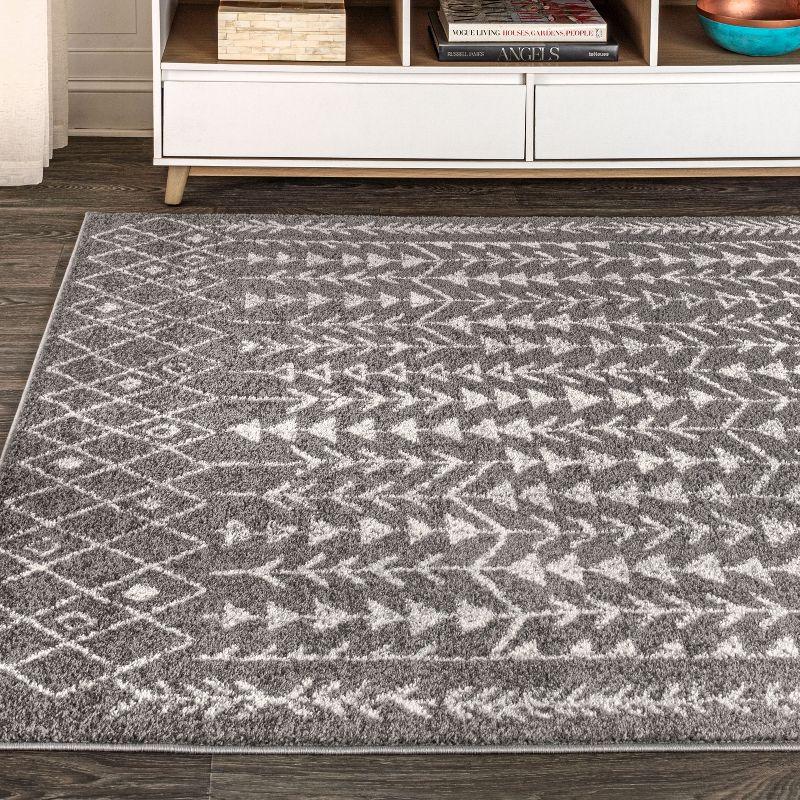 Ziri Moroccan Geometric Area Rug - JONATHAN Y