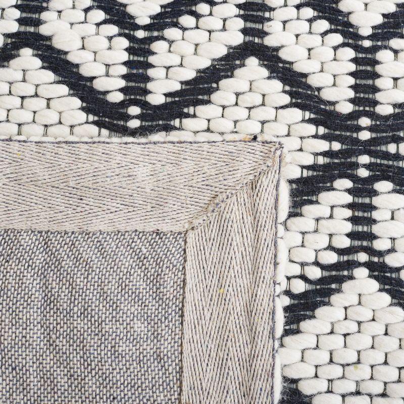 Vermont VRM150 Hand Woven Area Rug - Ivory/Black - 5'x8' - Safavieh.