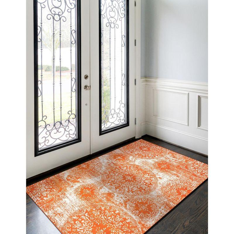 Unique Loom Sofia Grand Floral Indoor Woven Area Rug