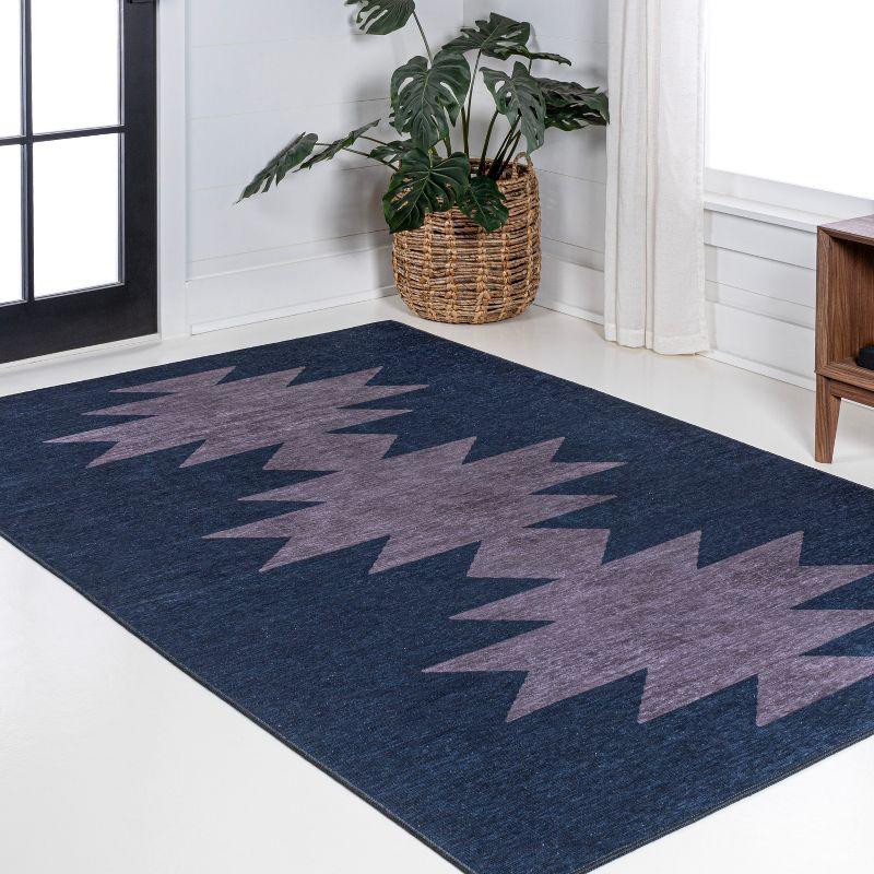 Chayton Minimalist Geometric Machine-Washable Area Rug - JONATHAN Y