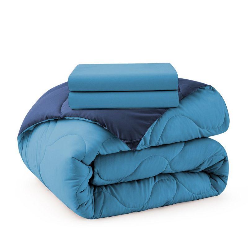 Peace Nest Lightweight Reversible Microfiber Down Alternative Comforter Set, Blue, Full/Queen