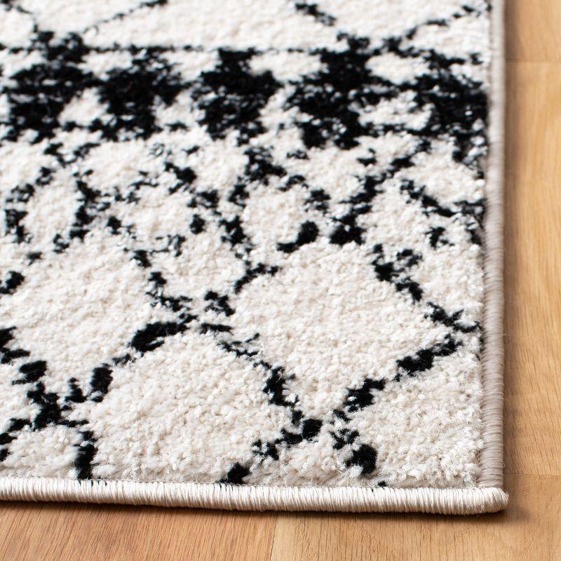 Tulum TUL229 Power Loomed Runner Rug - Ivory/Black - 2'x11' - Safavieh.