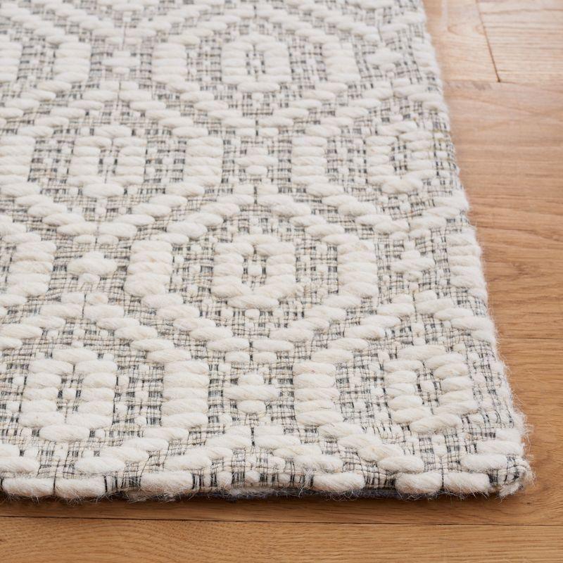 Elegant Marbella Ivory & Beige Hand Woven 8' x 10' Wool Blend Rug