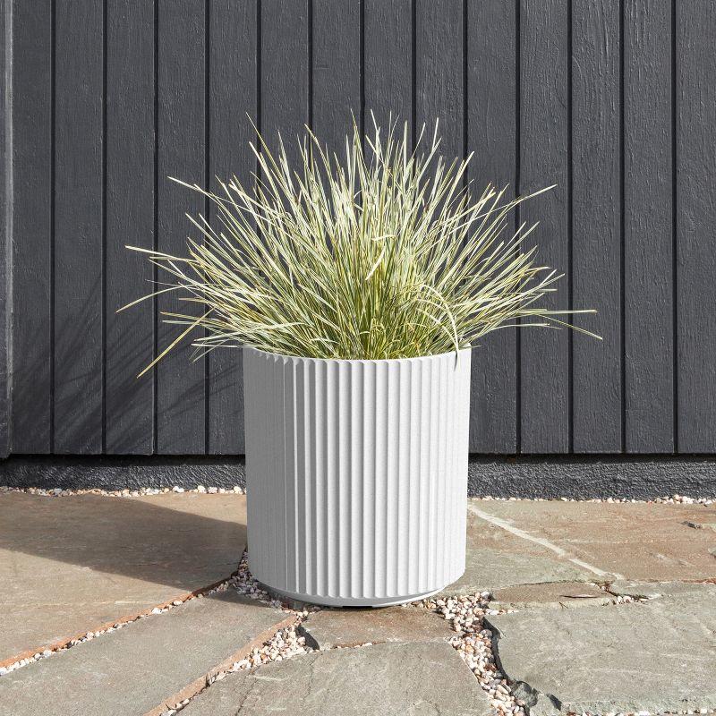 Demi Series Round Planter