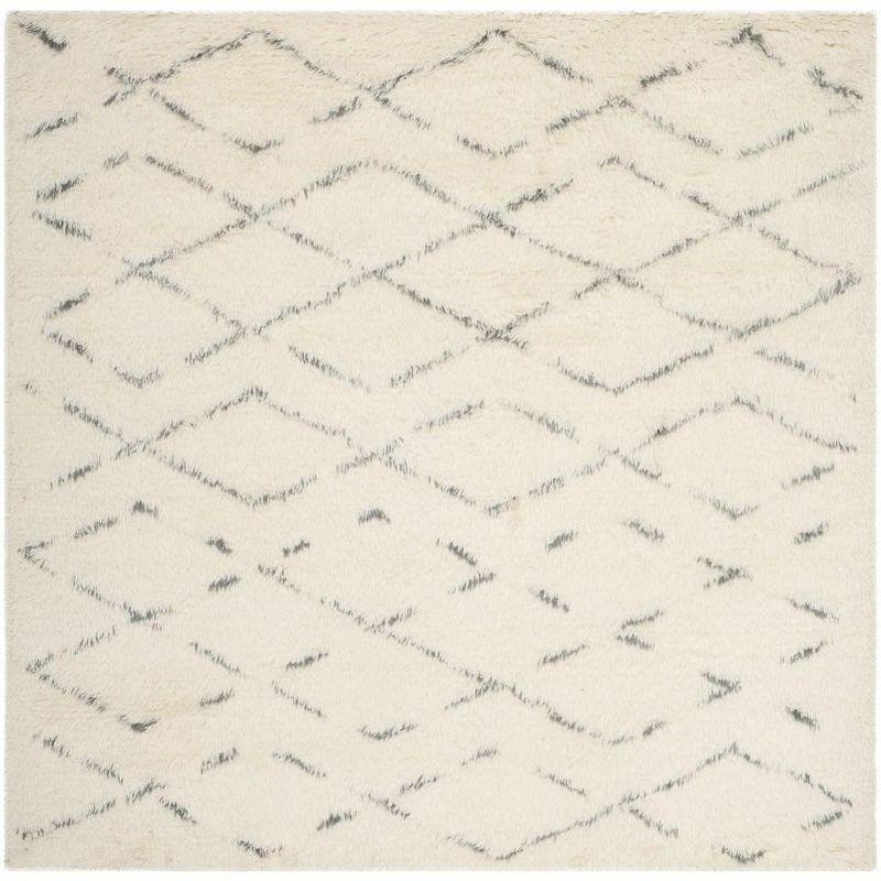 Casablanca CSB847 Hand Tufted Indoor Area Rug - Ivory/Grey - 6'x6' - Safavieh