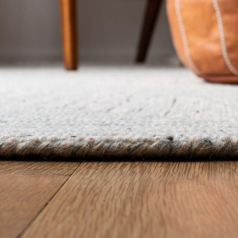 Micro-Loop MLP176 Hand Tufted Area Rug - Light Grey/Ivory - 5'x8' - Safavieh.