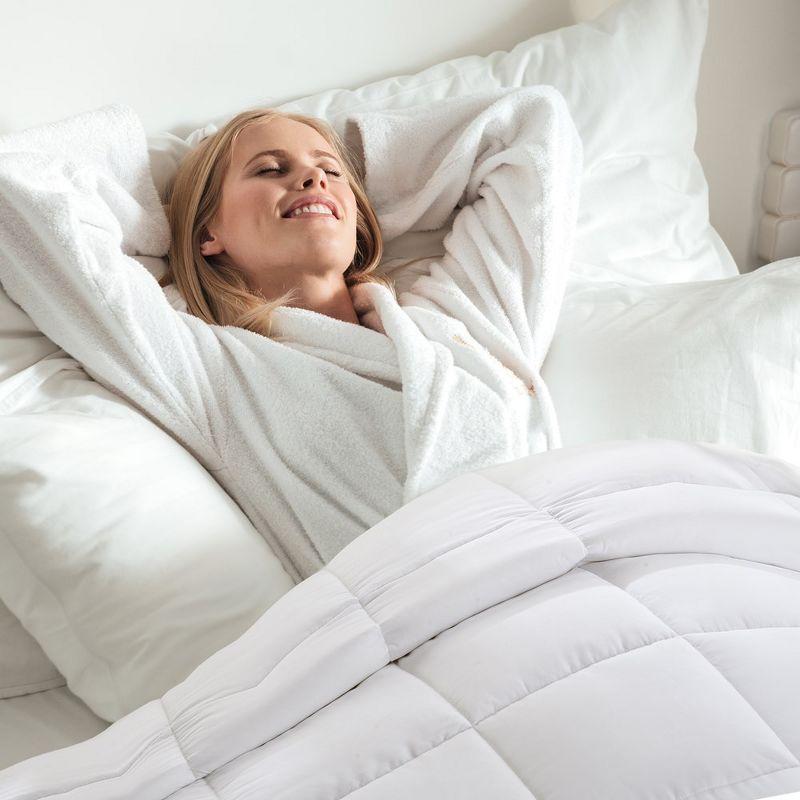 Cheer Collection Down Alternative Hypoallergenic Comforter - White (Twin)