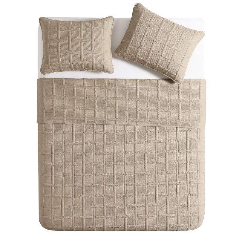 VCNY Square 3-Piece Solid Pinsonic Textured Quilt Set