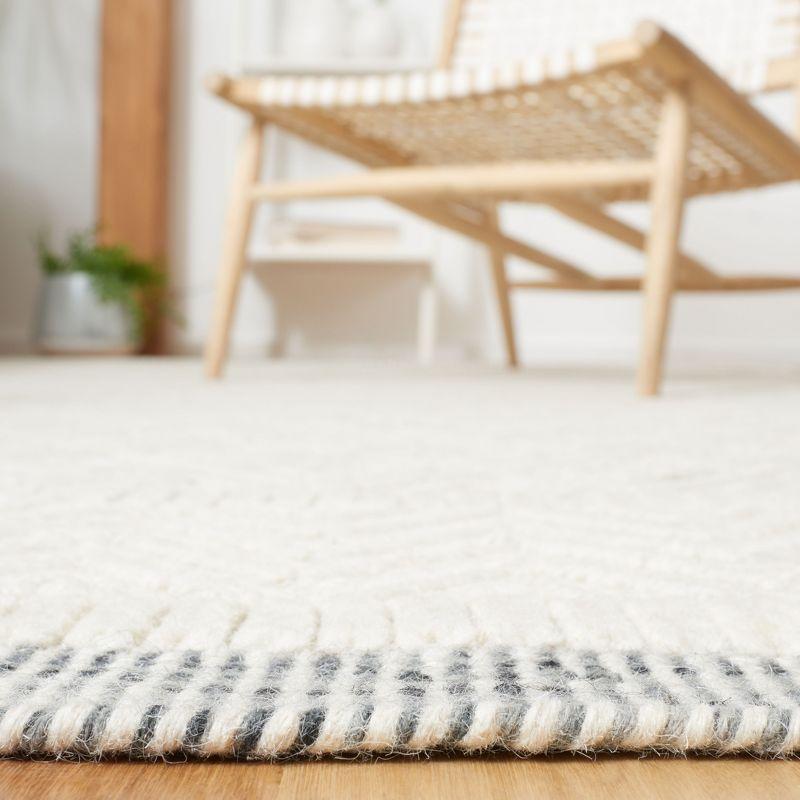Martha Stewart Rugs Martha Stewart Hand Loomed 65% Wool And 35% Cotton Chevron Rug