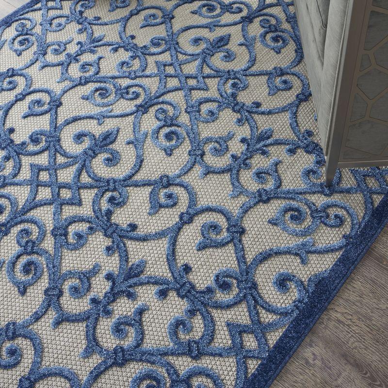 Lark Manor™ Rectangle Isalia 3'6" x 5'6" Area Rug in Blue/Gray