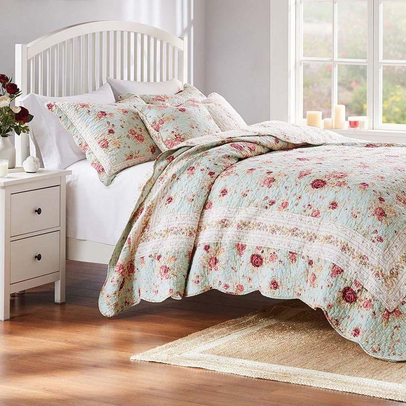 Greenland Home Fashions Antique Rose Cotton Reversible Quilt Set with Throw Pillows