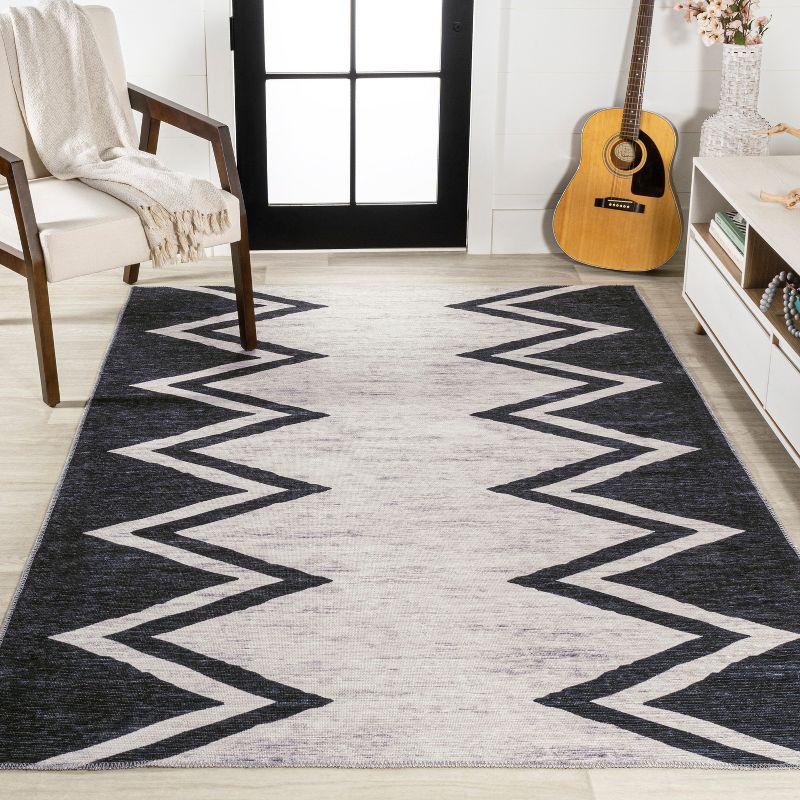 3' x 5' Siksak Modern Chevron Border Machine-Washable Area Rug, Ivory/Black - JONATHAN Y