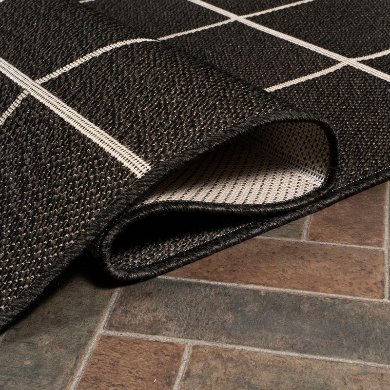 Black and Cream Geometric Indoor/Outdoor Area Rug