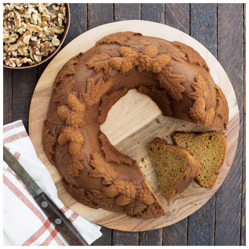 Nordic Ware Bundt® Autumn Wreath