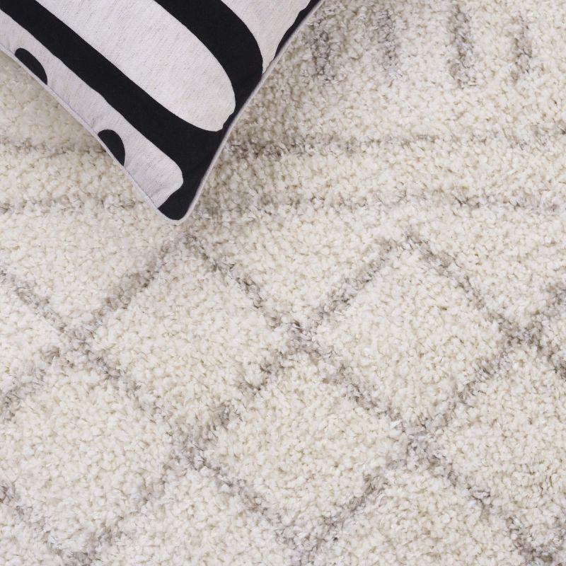 Arizona Shag ASG741 Power Loomed Indoor Area Rug - Ivory/Beige - 5'1"x5'1" - Safavieh