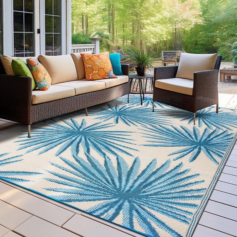 Blue Floral Reversible Synthetic 5' x 7' Outdoor Rug