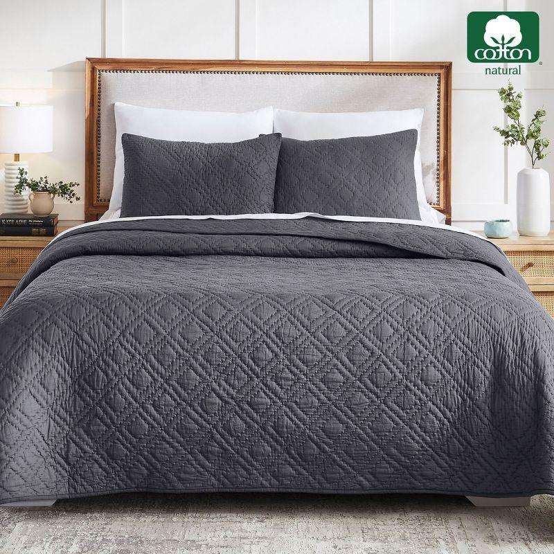 Handcrafted Quilt & Shams Set - Pre-Softened Cotton - Double Diamond Pattern by California Design Den