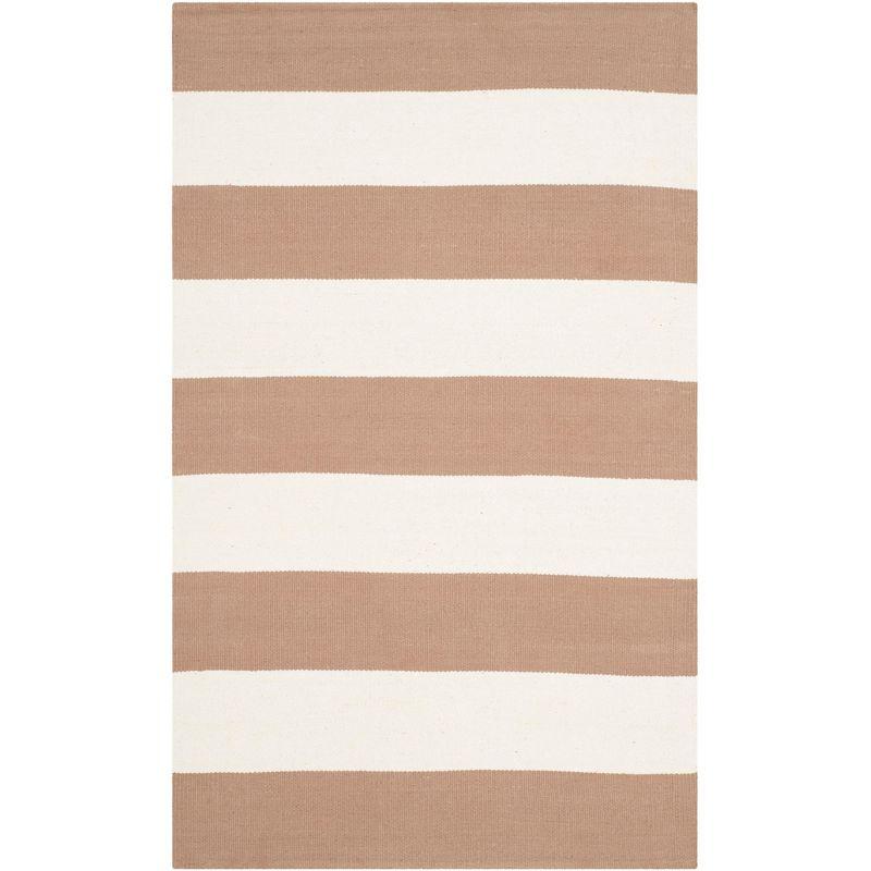 Montauk MTK712 Hand Woven Indoor Accent Rug - Sand/Ivory - 2'6"x4' - Safavieh