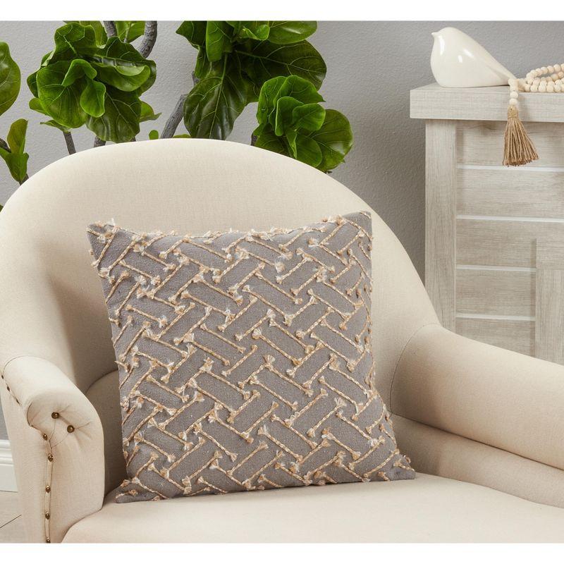 Saro Lifestyle Saro Lifestyle Dori Embroidered Design Pillow Cover