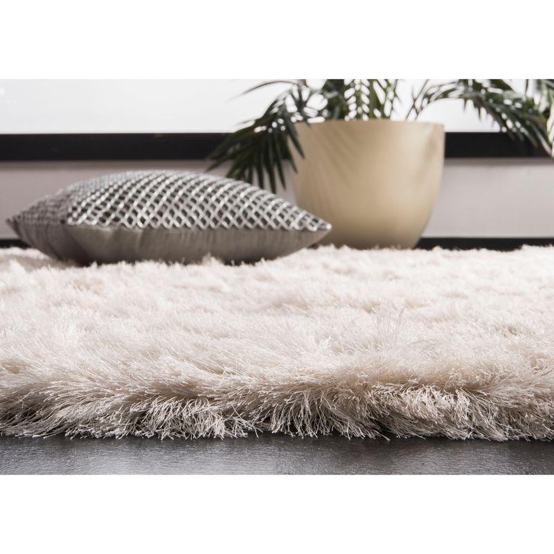 Ivory Elegance Hand-Tufted Wool Blend Shag Rug - 2' x 3'