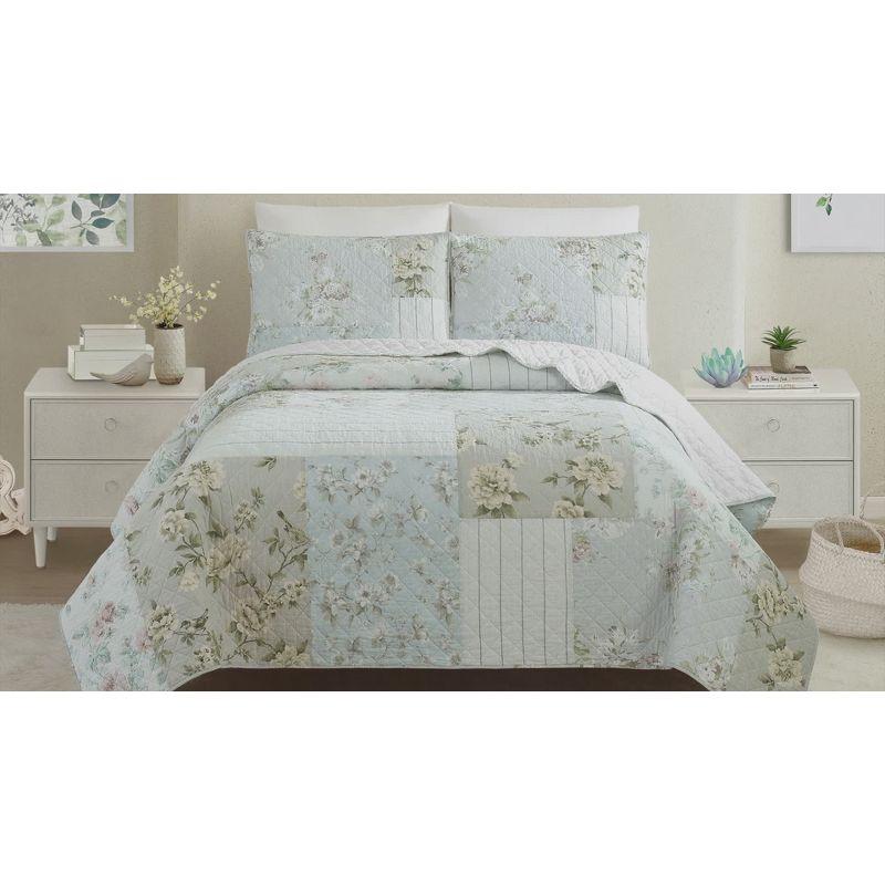 Modern Heirloom Claire Patchwork Printed Quilt Set