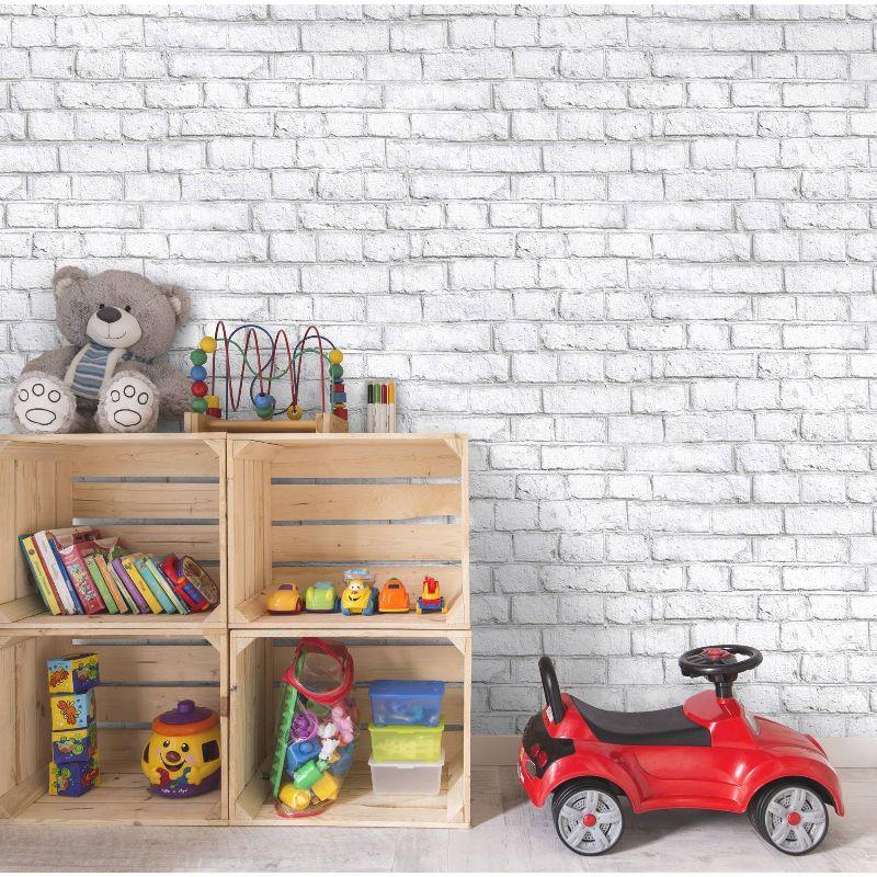 RoomMates White Brick White Peel and Stick Wallpaper: Vinyl Self-Adhesive, Industrial Style, Classic Brick Pattern
