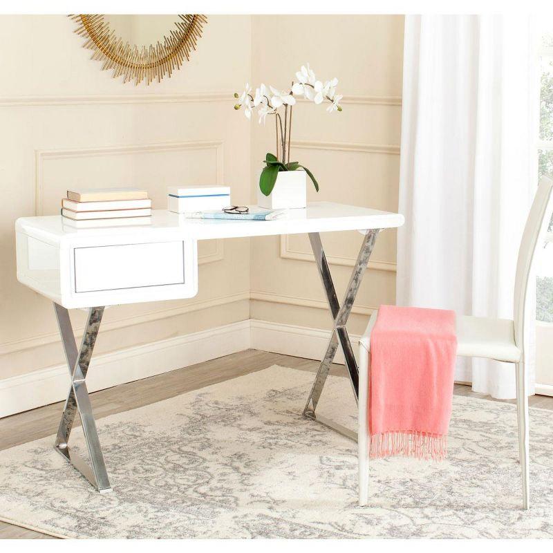 Hanover Desk - White/Chrome - Safavieh