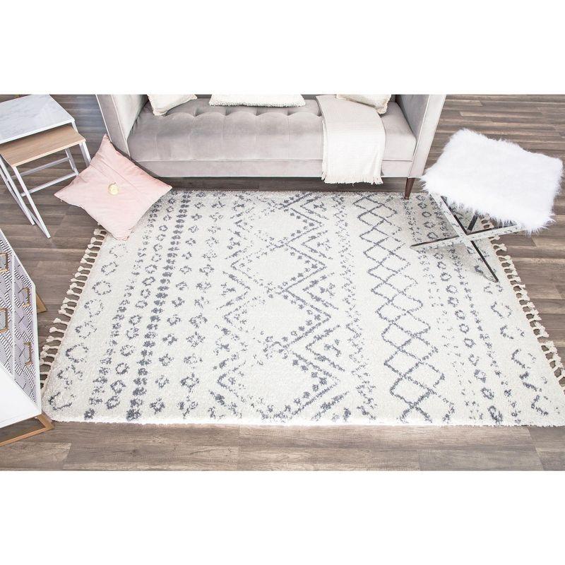 Silla Mason Shag Tribal Shadow Gray Area Rug