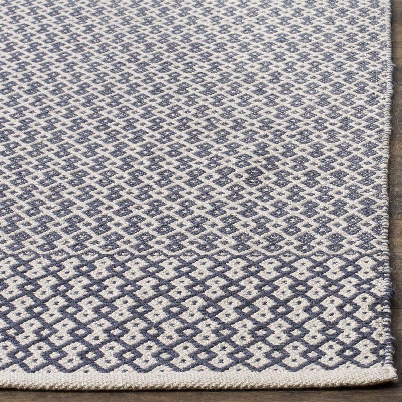 Montauk MTK339 Hand Woven Indoor Area Rug - Ivory/Navy - 6'x6' - Safavieh