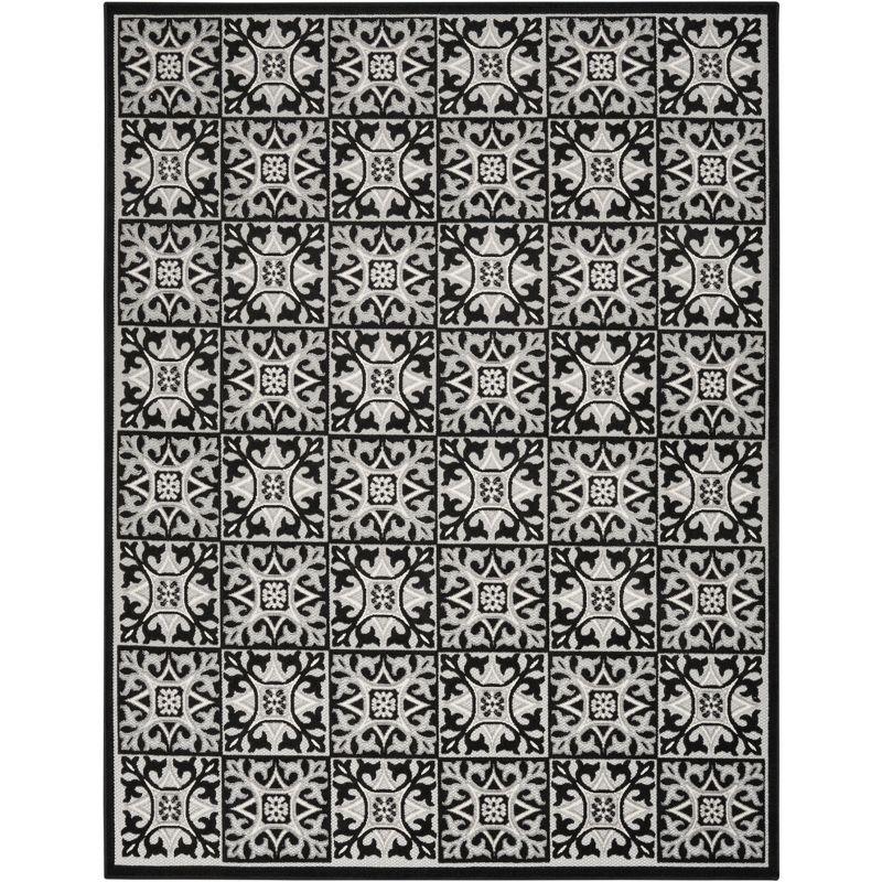 Black and White Geometric Synthetic 4' x 6' Washable Rug