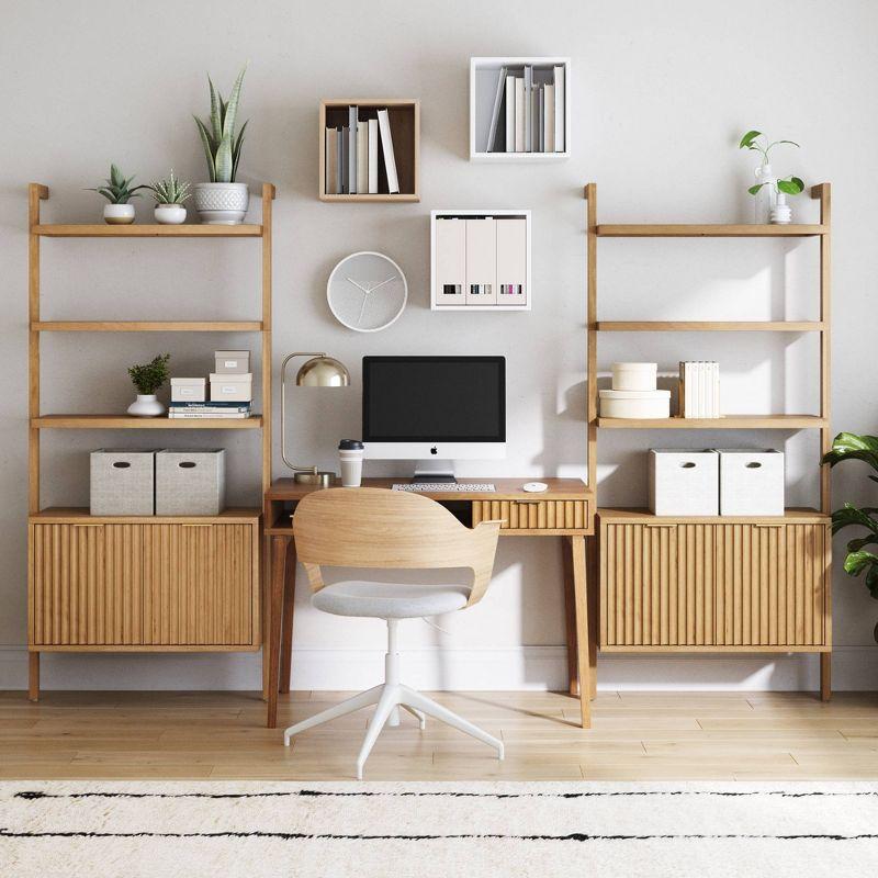 Computer Workstation Desk With Bookshelf