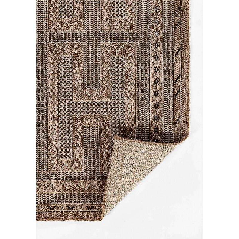 Momeni Hampton Gian Machine Loomed Indoor/Outdoor Rug Natural