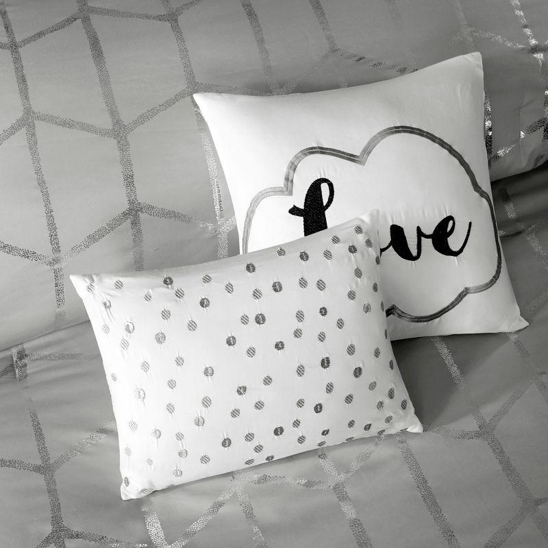 Intelligent Design Raina Metallic Printed Comforter Set