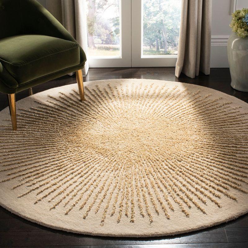 Soho SOH655 Hand Tufted Area Rug  - Safavieh