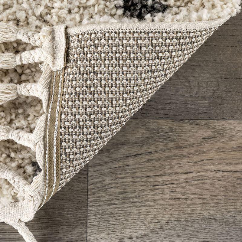Nuloom Michelle Moroccan 2x3 Accent Indoor Area Rug for Living Room Bedroom Dining Room Entryway, Off White/Ivory