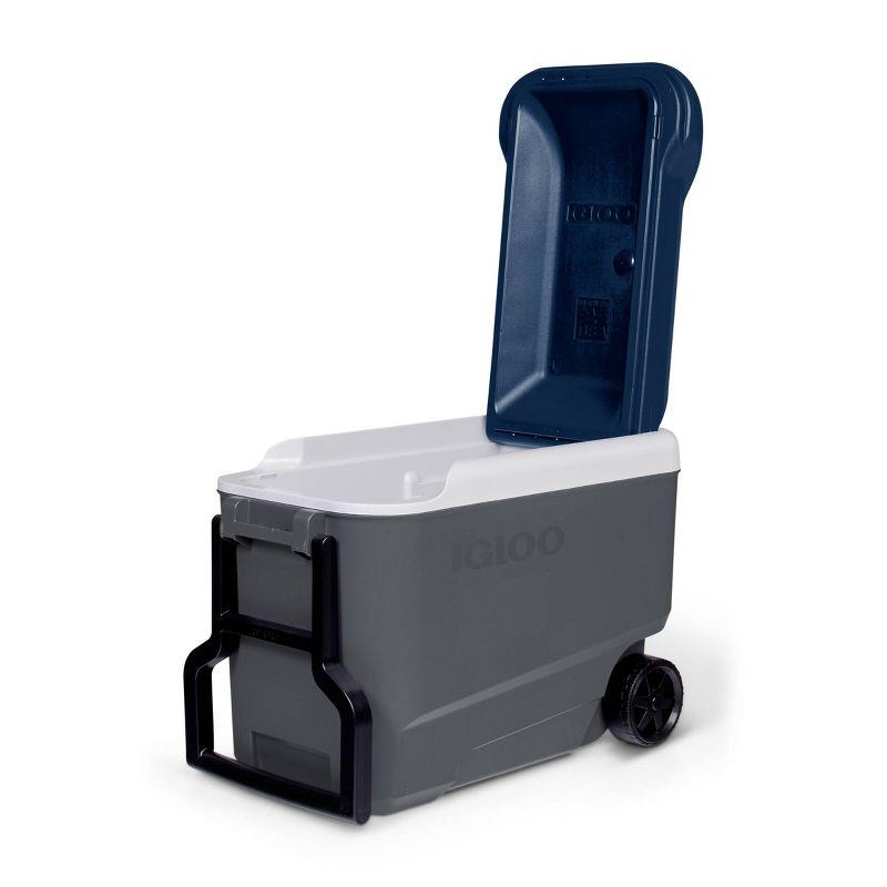 Igloo MaxCold 40qt Rolling Cooler - Carbonite