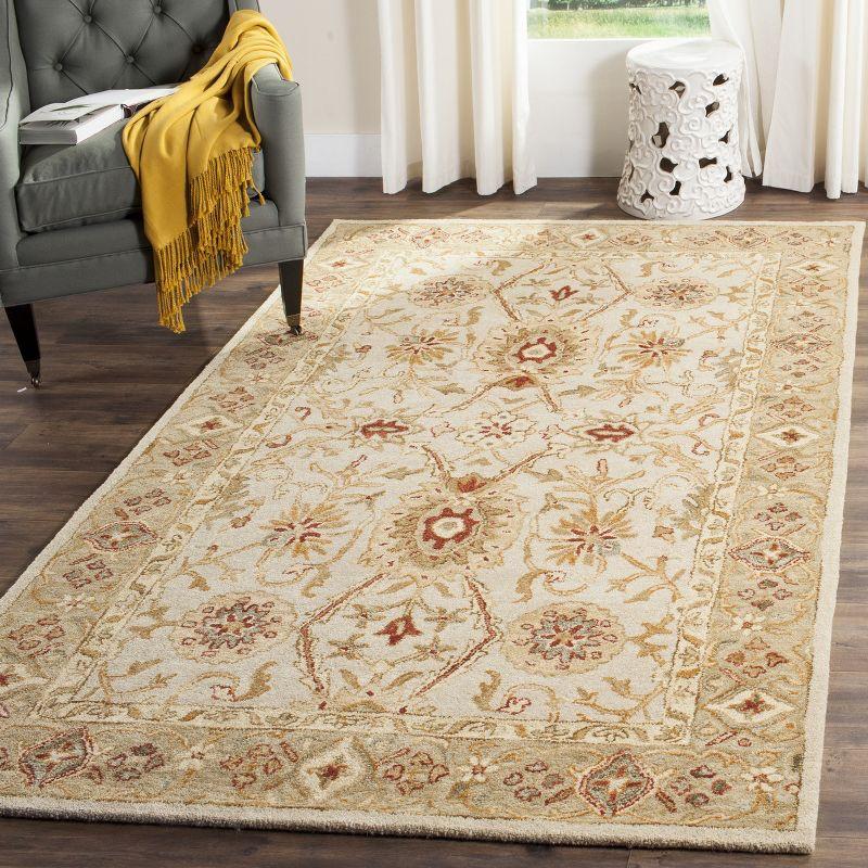 Handmade Gray Beige Wool 4' x 6' Persian Area Rug